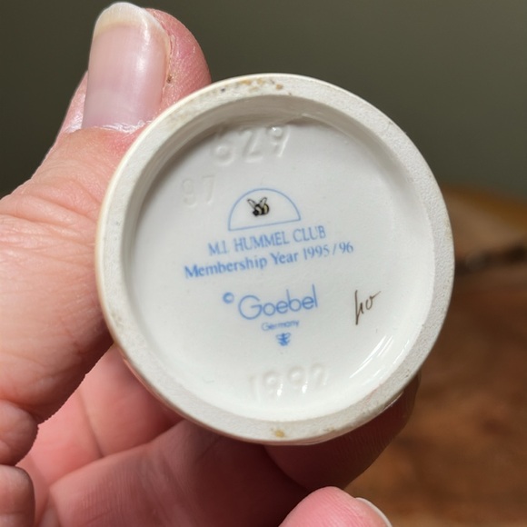 HUMMEL "From Me to You" #629 - Picture 6 of 6